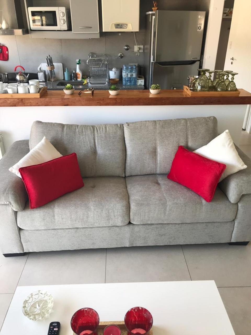 Apartamento Amplio, moderno y luminoso departamento en la mejor zona de Tigre Exterior foto